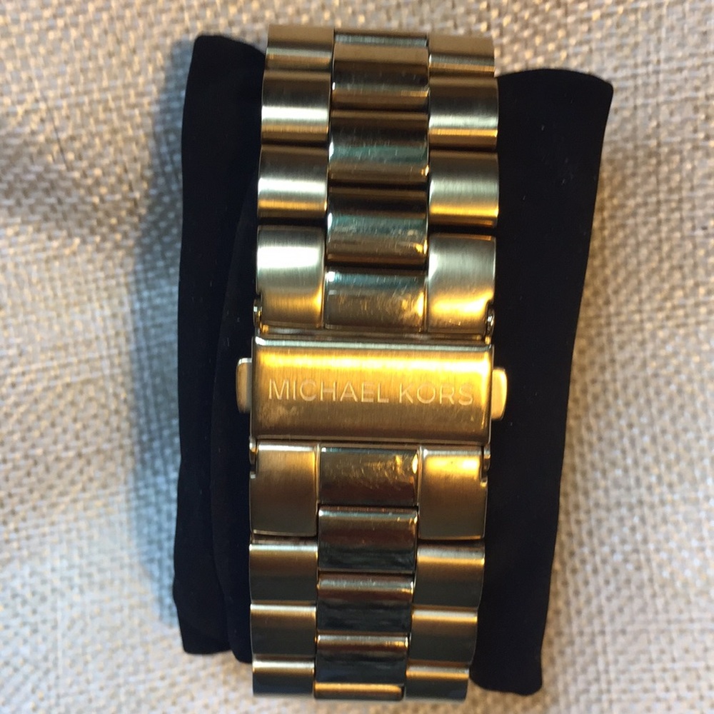 Michael Kors watch - Picture 2 of 4